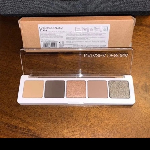 SOLD!! Eyeshadow palette + lash and brow + concealer - Picture 2 of 2